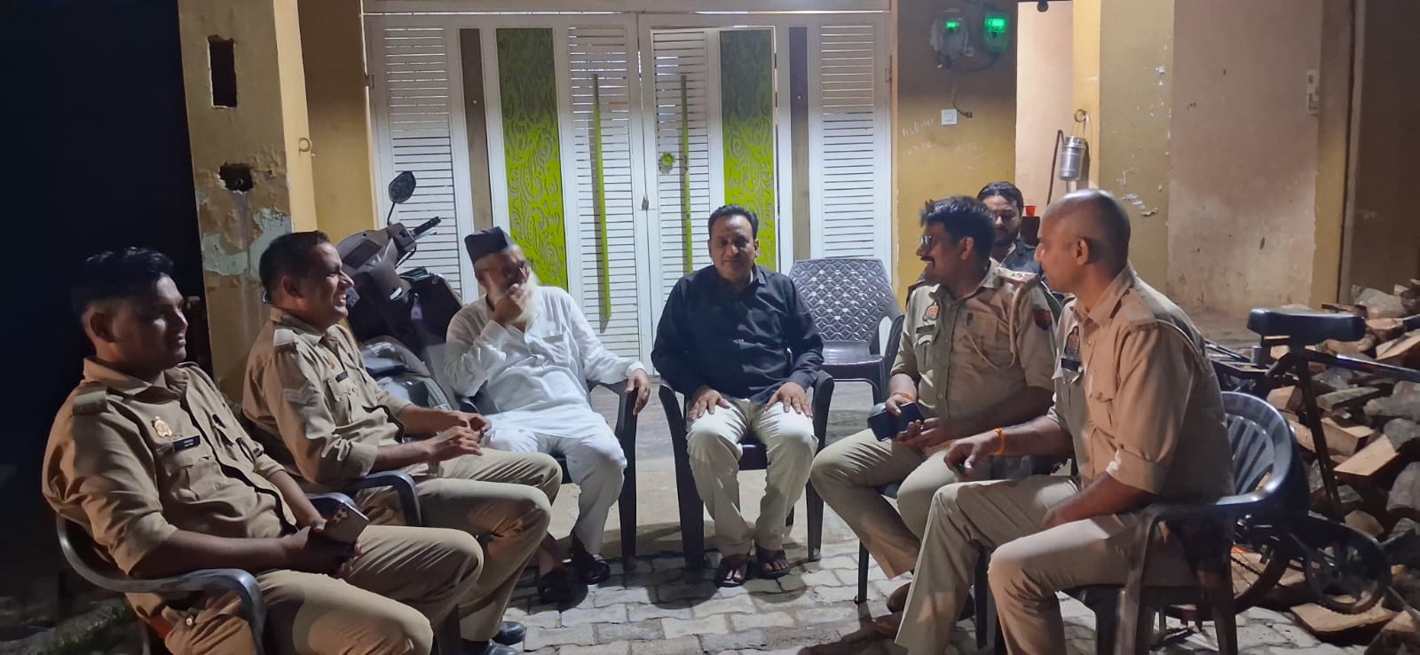 सिराज मेवाती कांग्रेस जिला (महासचिव) को नगर कोतवाली पुलिस ने किया हाउस अरेस्ट