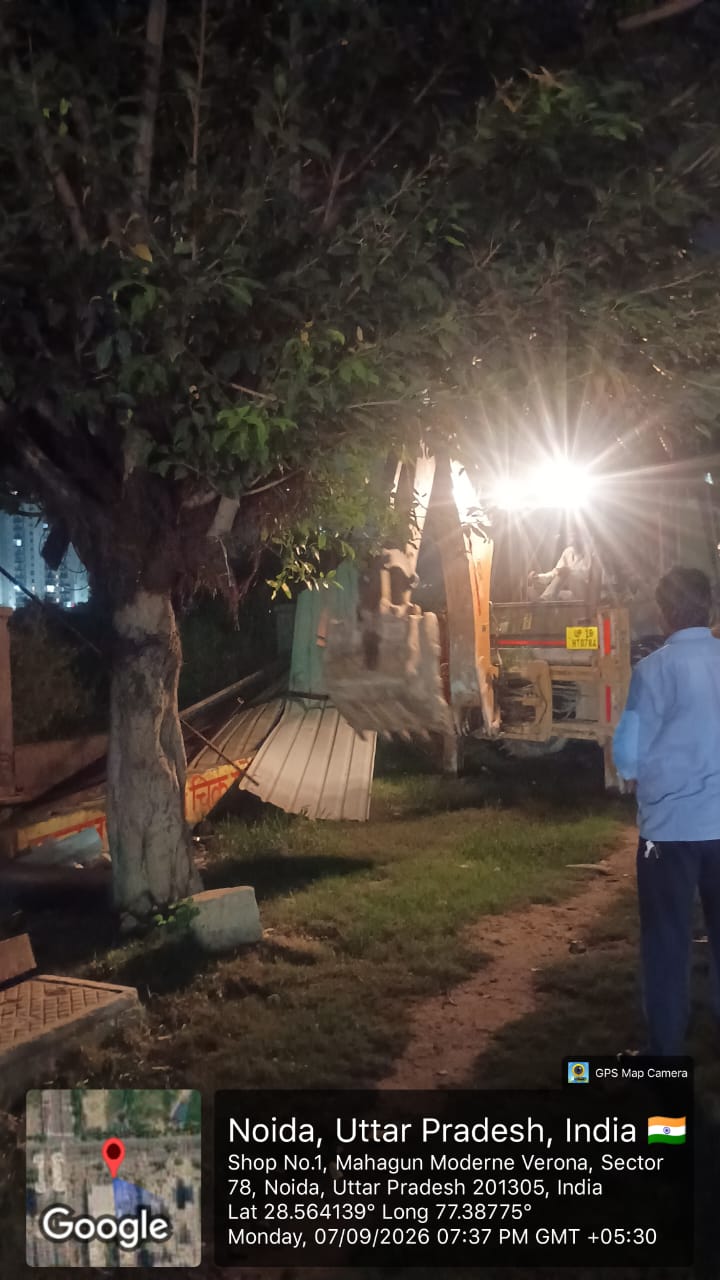 नोएडा अथॉरिटी की सेक्टर-77 में बड़ी कार्रवाई अवैध रूप से काबिज भू-माफियाओं और अवैध निर्माणकर्ताओं पर प्राधिकरण का शिकंजा